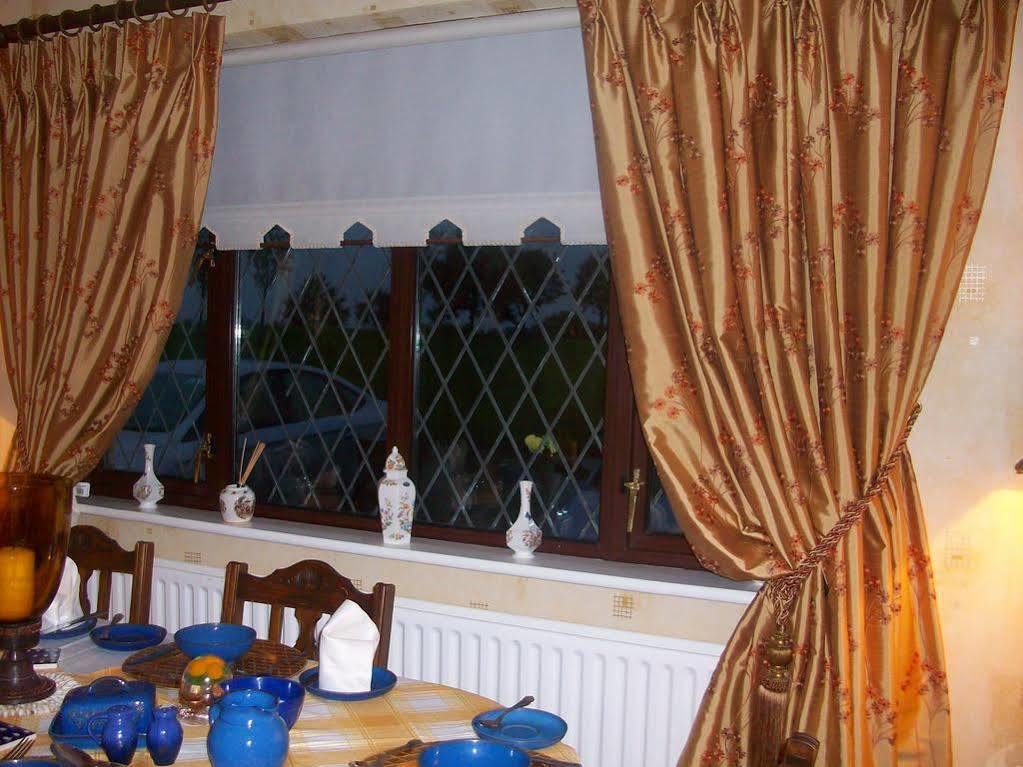 Krakow B&B Dundalk Exteriör bild